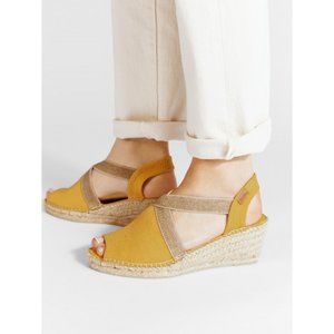 Toni Pons Breda-V Espadrilles in Mustard